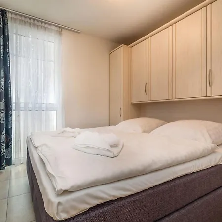 Lena Seebrise * Sellin (Rugen)