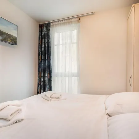 Lena Seebrise 公寓 *